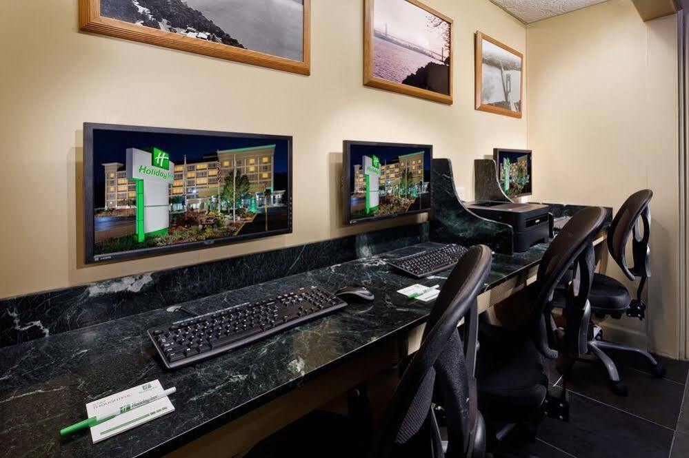 Holiday - Gw Bridge Fort Lee-nyc Area, An Ihg Hotel 3*