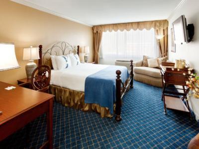 Holiday - Gw Bridge Fort Lee-nyc Area, An Ihg Fort Lee